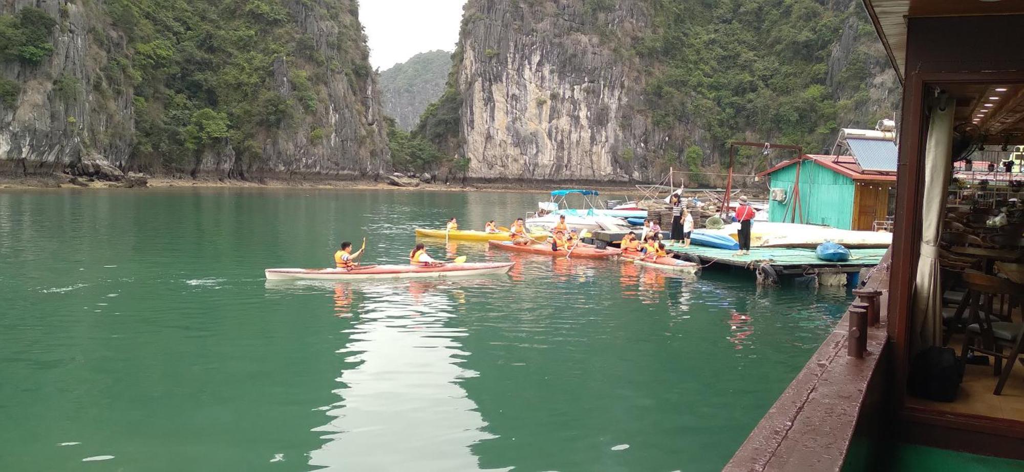 Cat Ba Victory Hostel Dong Khe Sau Kültér fotó
