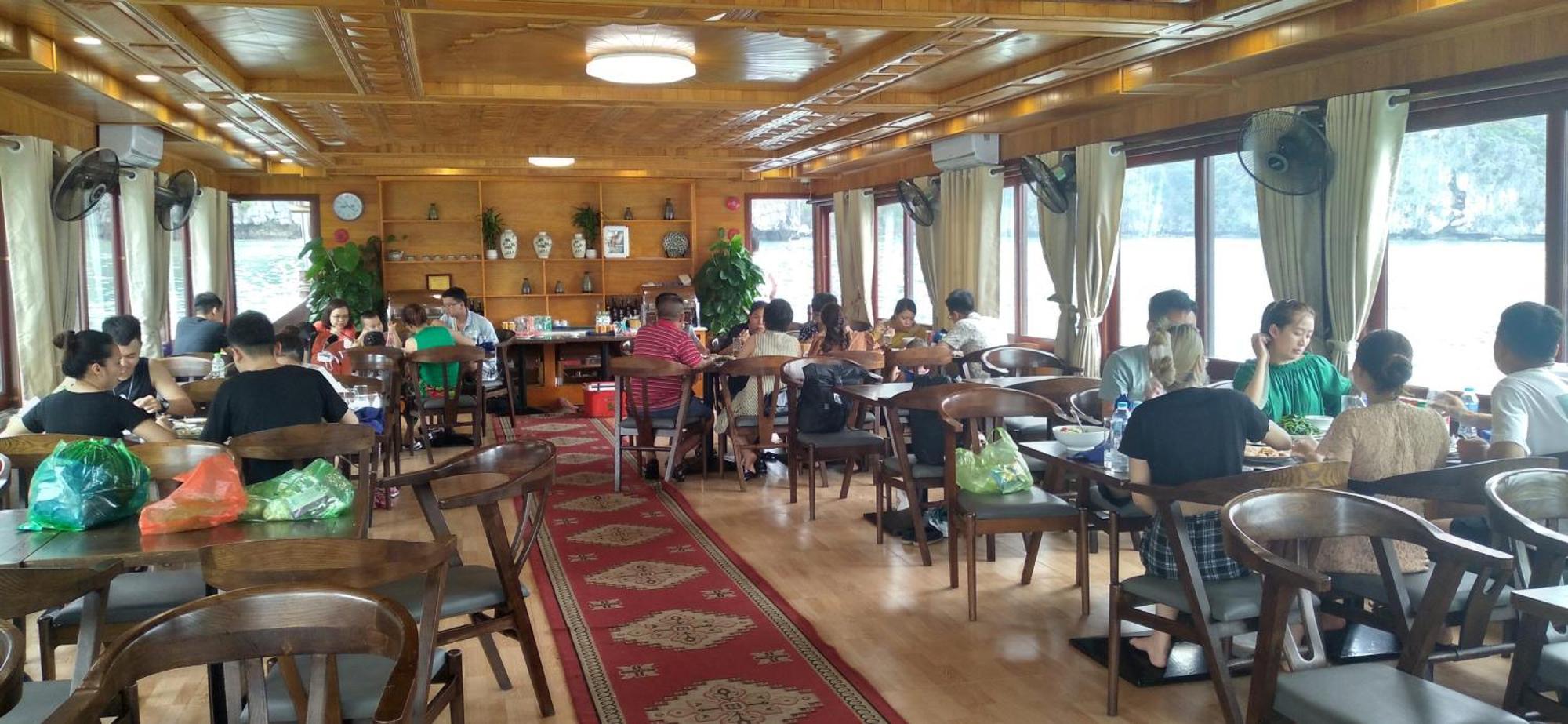 Cat Ba Victory Hostel Dong Khe Sau Kültér fotó