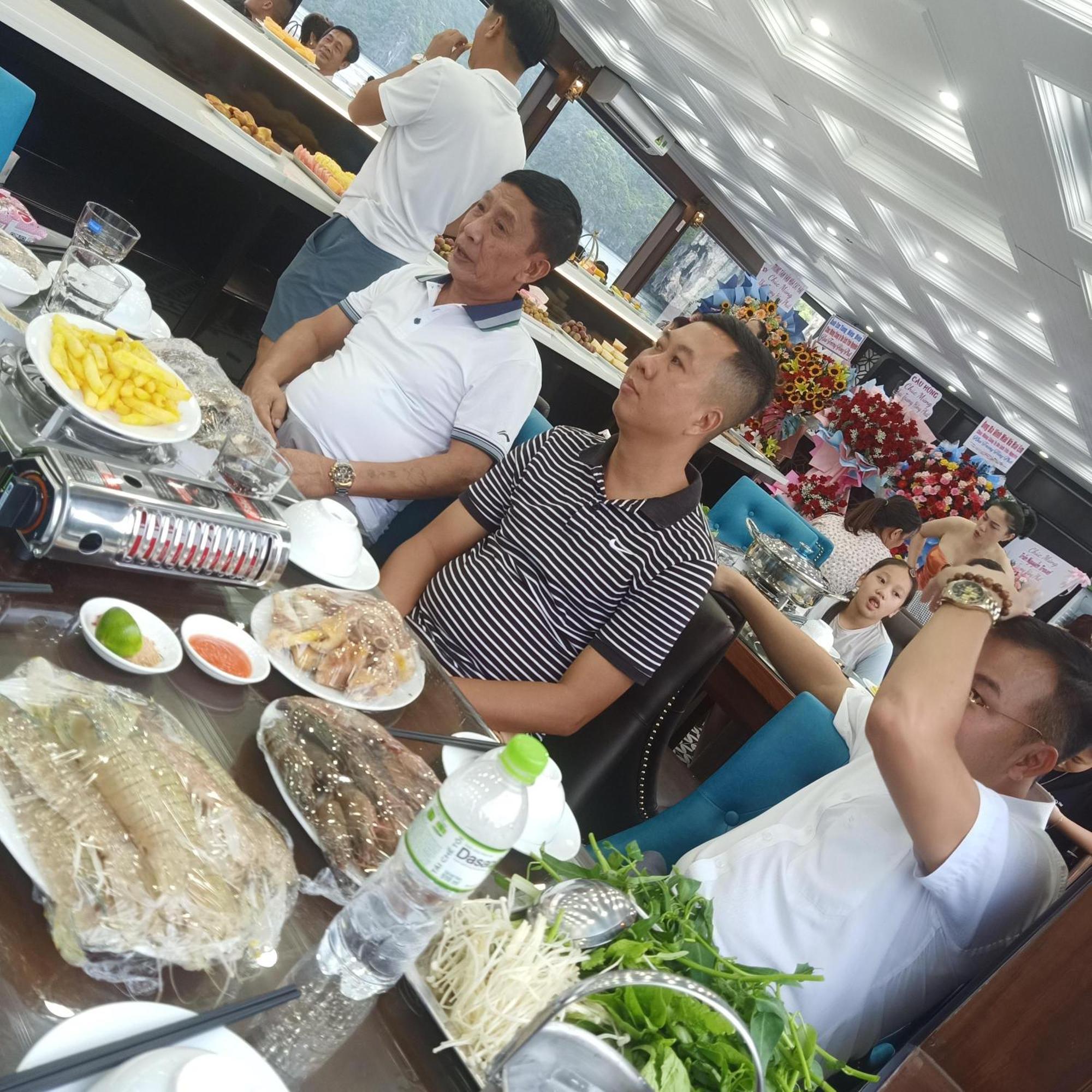 Cat Ba Victory Hostel Dong Khe Sau Kültér fotó