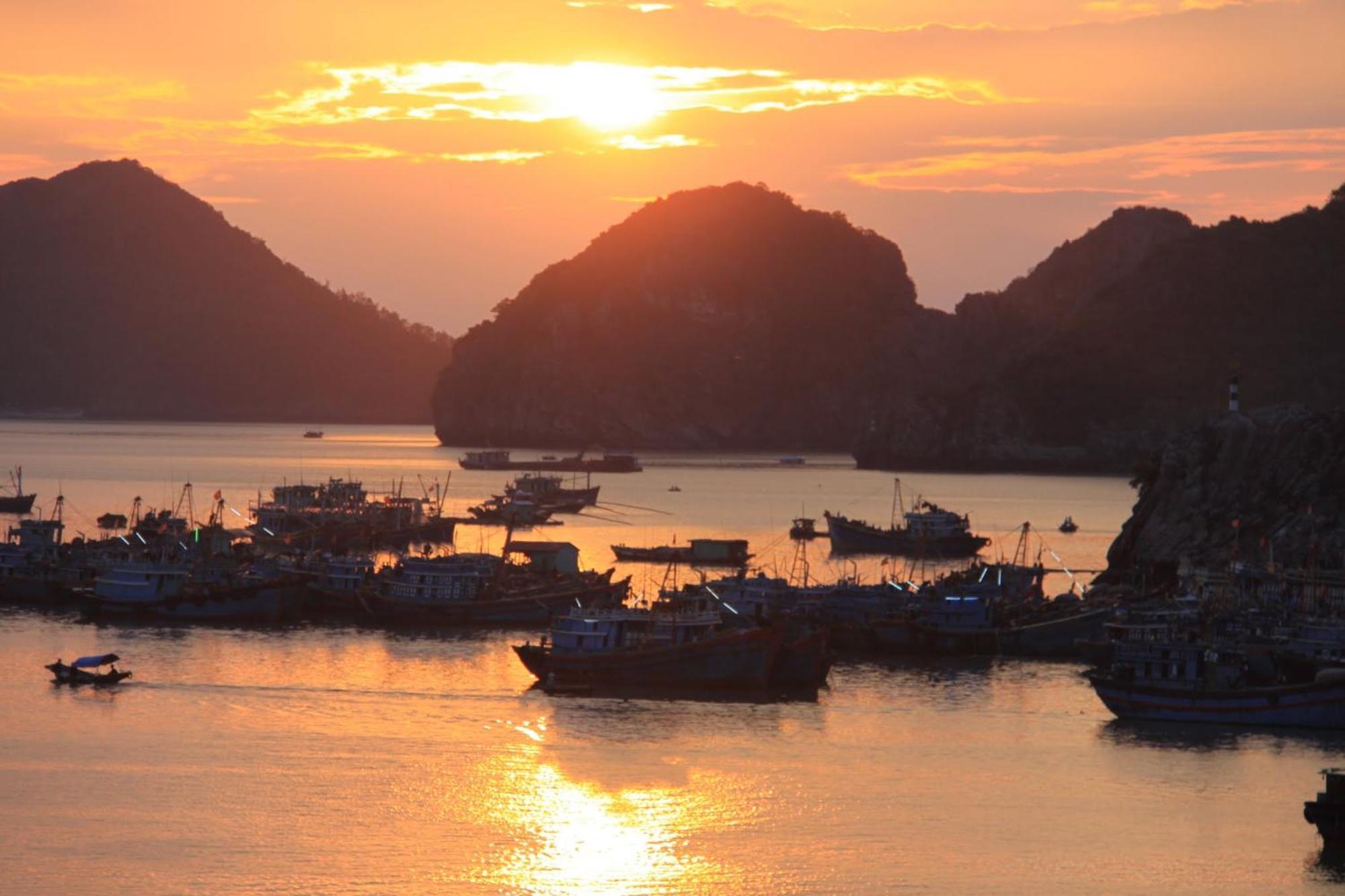 Cat Ba Victory Hostel Dong Khe Sau Kültér fotó