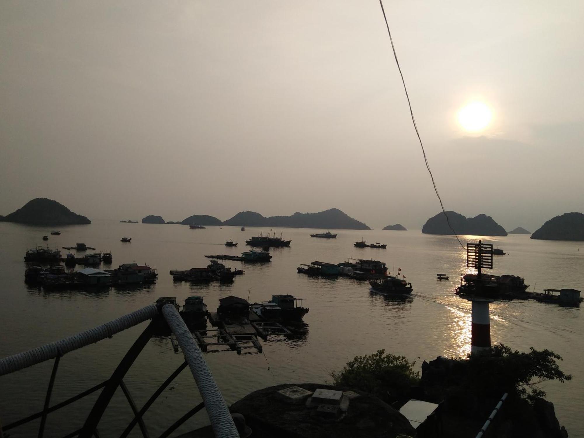Cat Ba Victory Hostel Dong Khe Sau Kültér fotó
